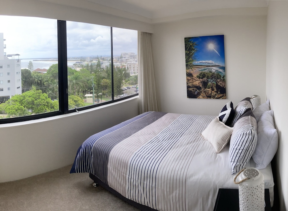 Three Bedroom Apartment - Three Queen Beds photo 2