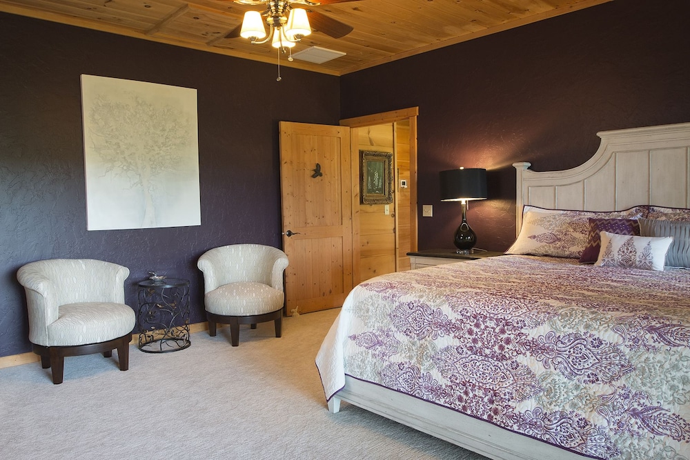 Premium Room, Multiple Beds, Balcony, Mountain View photo 3