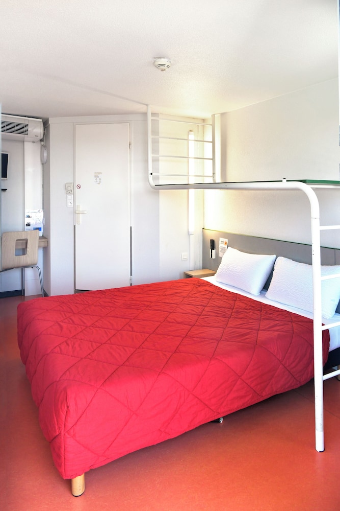 Standard Room, 1 Double Bed - Photo 6