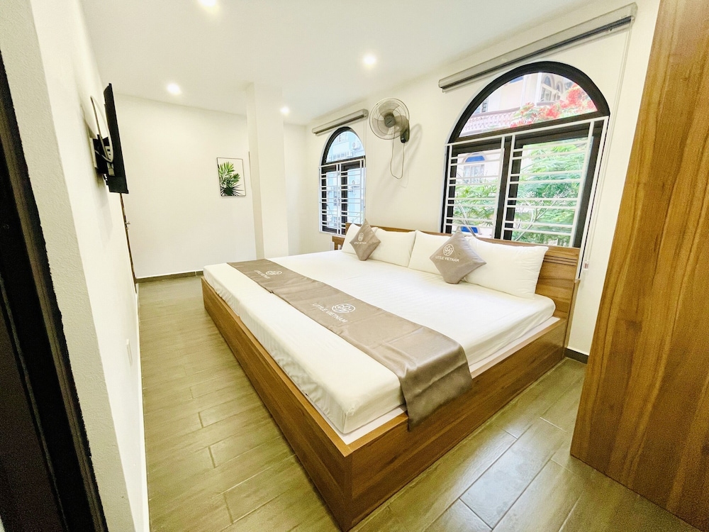 Basic Twin Room