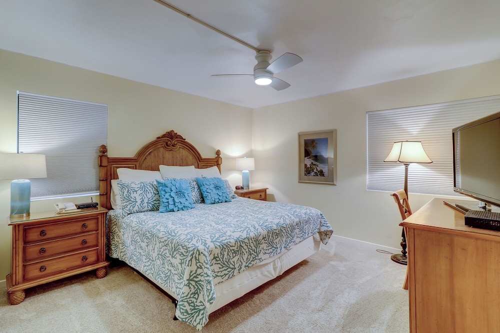 Villa, Multiple Beds, Kitchen, Golf View (461 Plantation Club Villas)