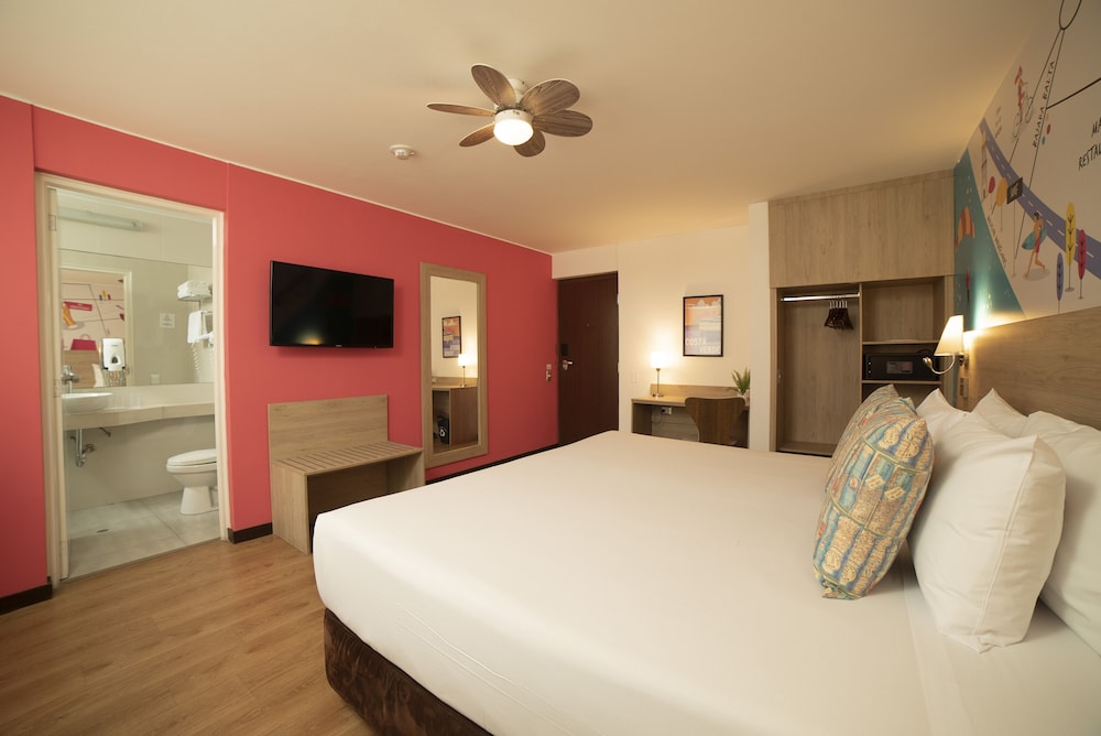 Traditional Room, 1 Queen Bed photo 3