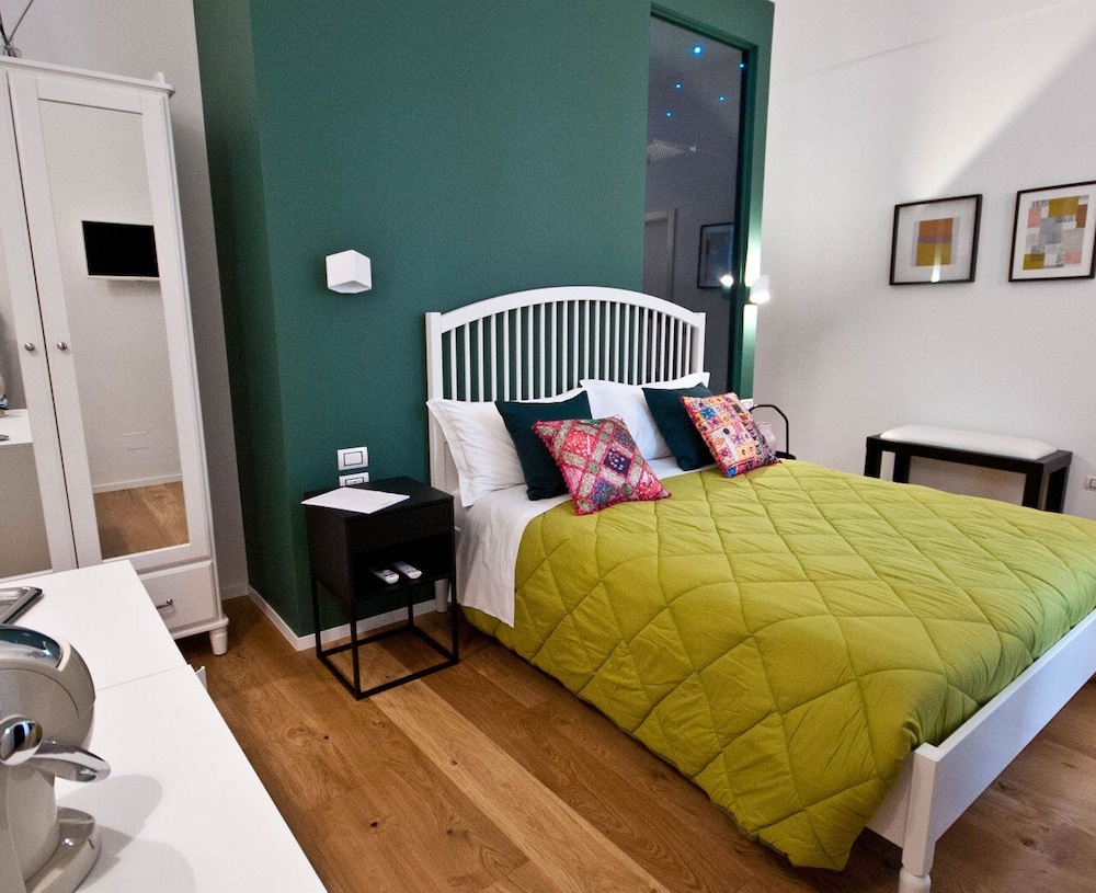 Comfort Triple Room, Balcony (Verde)