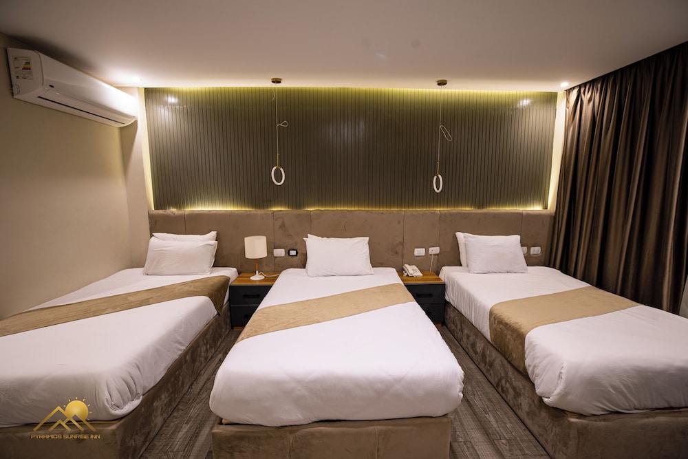 Deluxe Triple Room with Balcony, Pyramids View - Photo 25