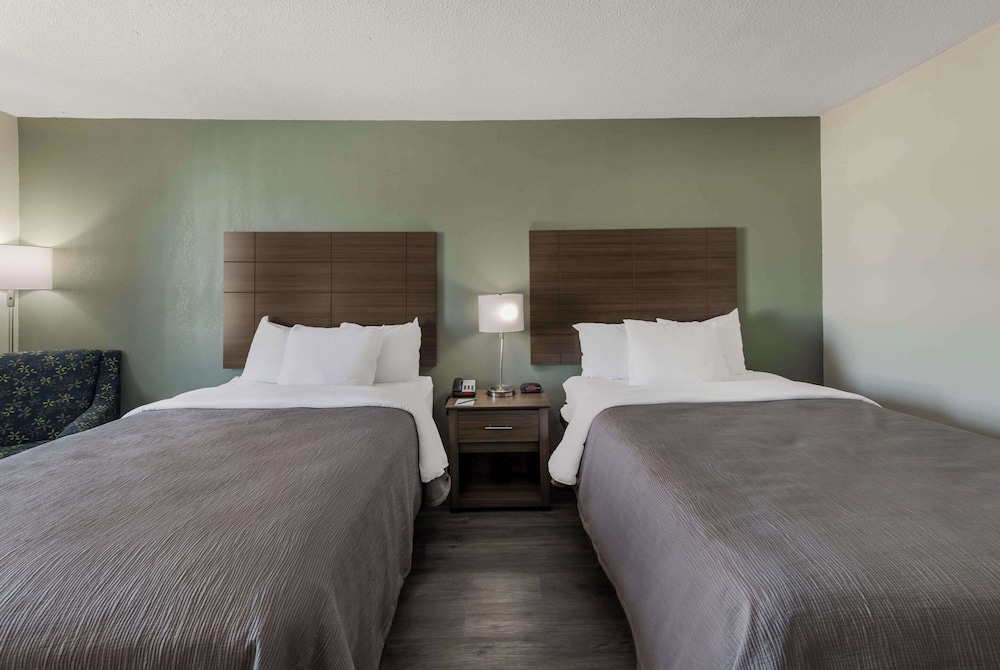 Room, 2 Double Beds, Accessible, Non Smoking - Photo 1