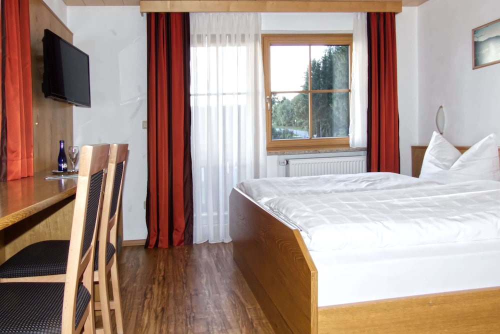 Standard Double Room - Photo 1