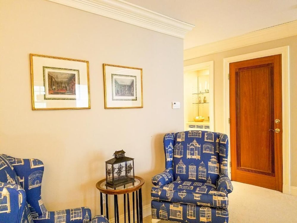 Luxury Room, 1 Bedroom, Non Smoking (Room 314) photo 2