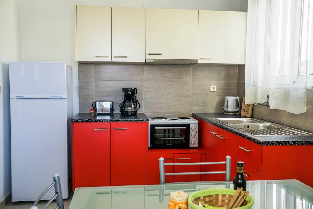 APARTMENT, 2 BEDROOMS, BALCONY, COUNTRYSIDE AND SEA VIEW photo 3
