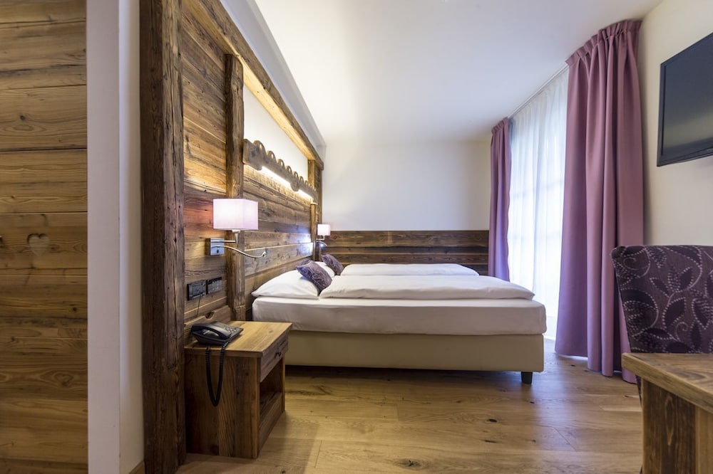 Junior Double Room