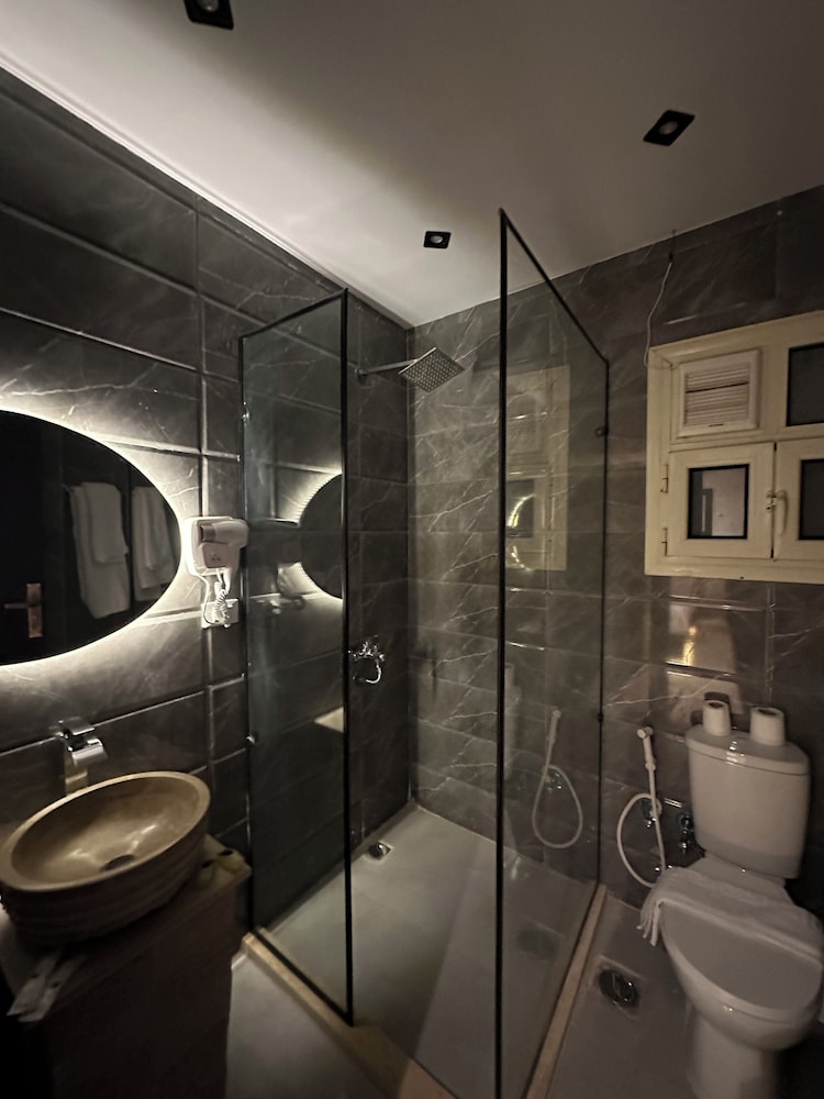 Superior Double or Twin Room, City View photo 3