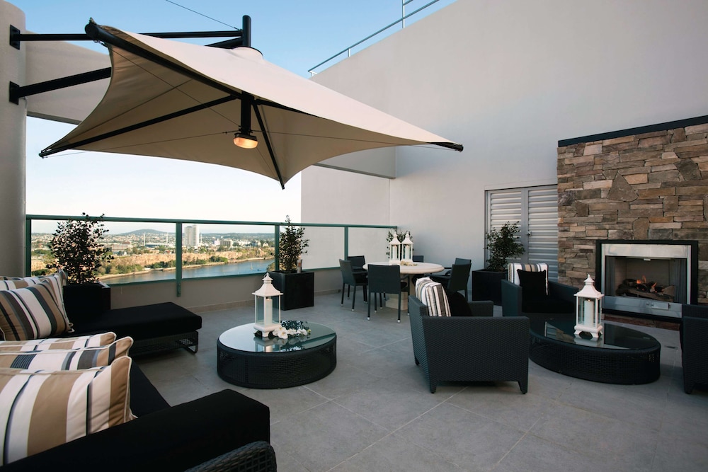 Stamford Suite - Photo 15