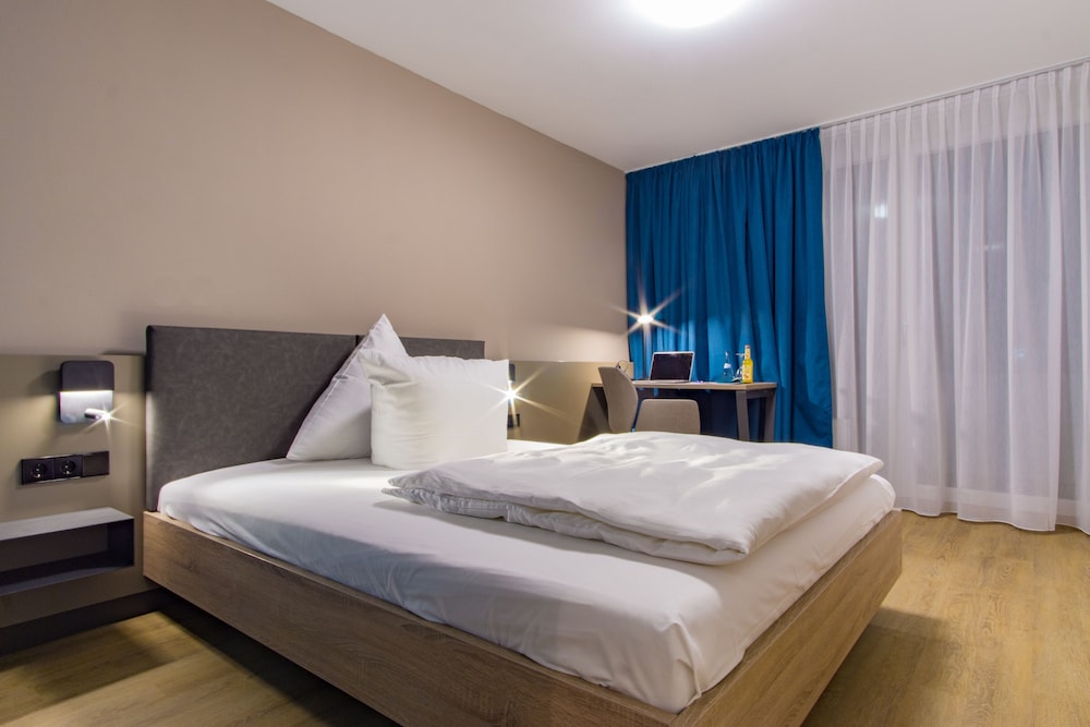 Business Single Room, Balcony