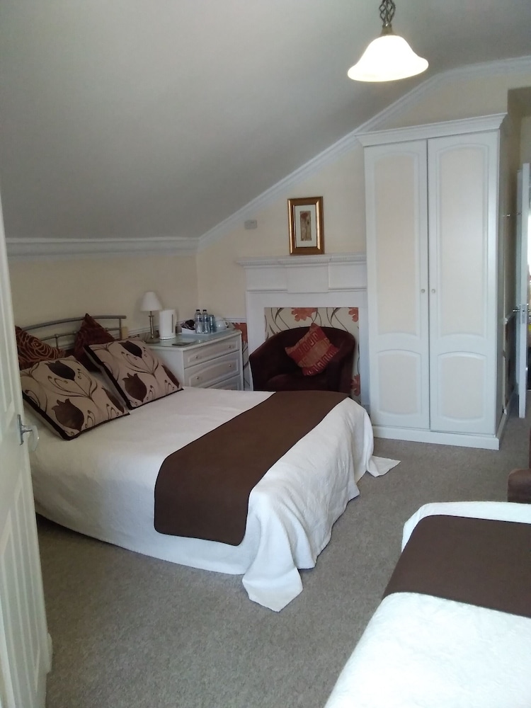 The Magnolia Room (1st Floor)
