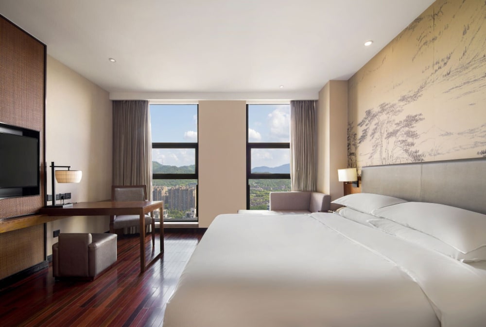 Basic Double Room, 1 Double Bed, City View