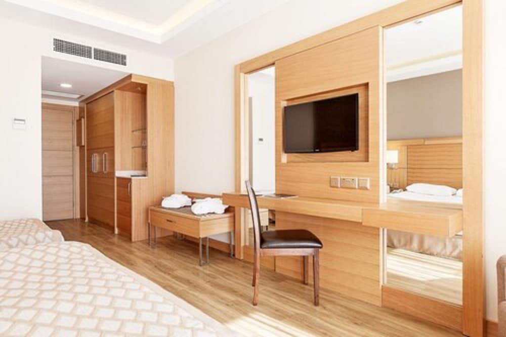 Standard Double or Twin Room, Garden View photo 3