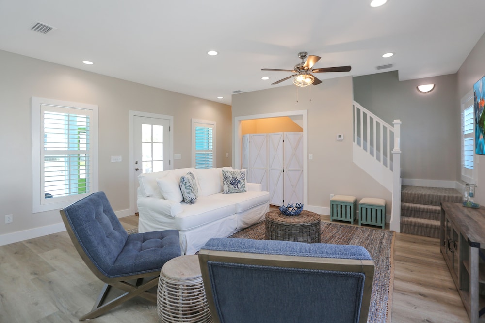 House, Multiple Beds (Second Chance)