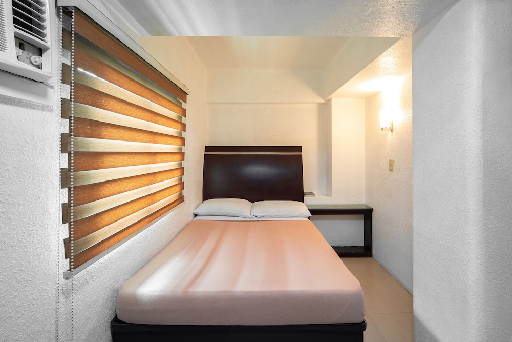 Economy Room (with Air Condition) photo 3