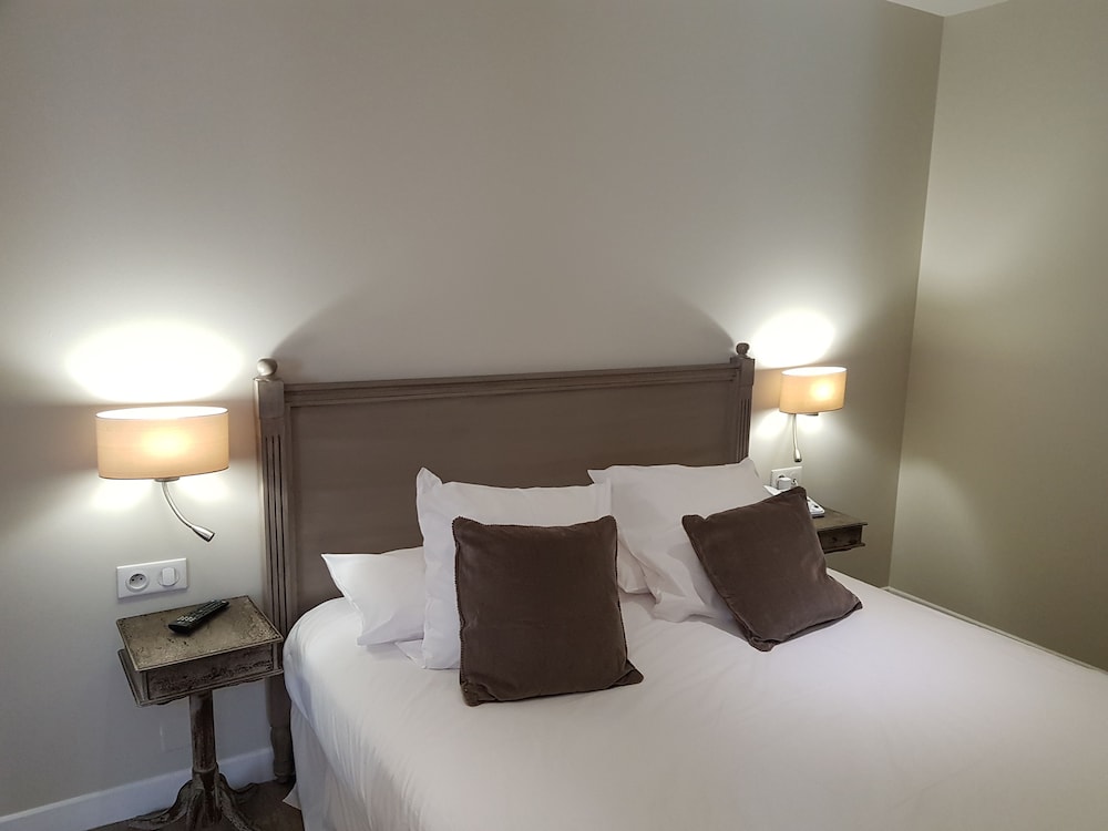 Standard Double Room photo 2