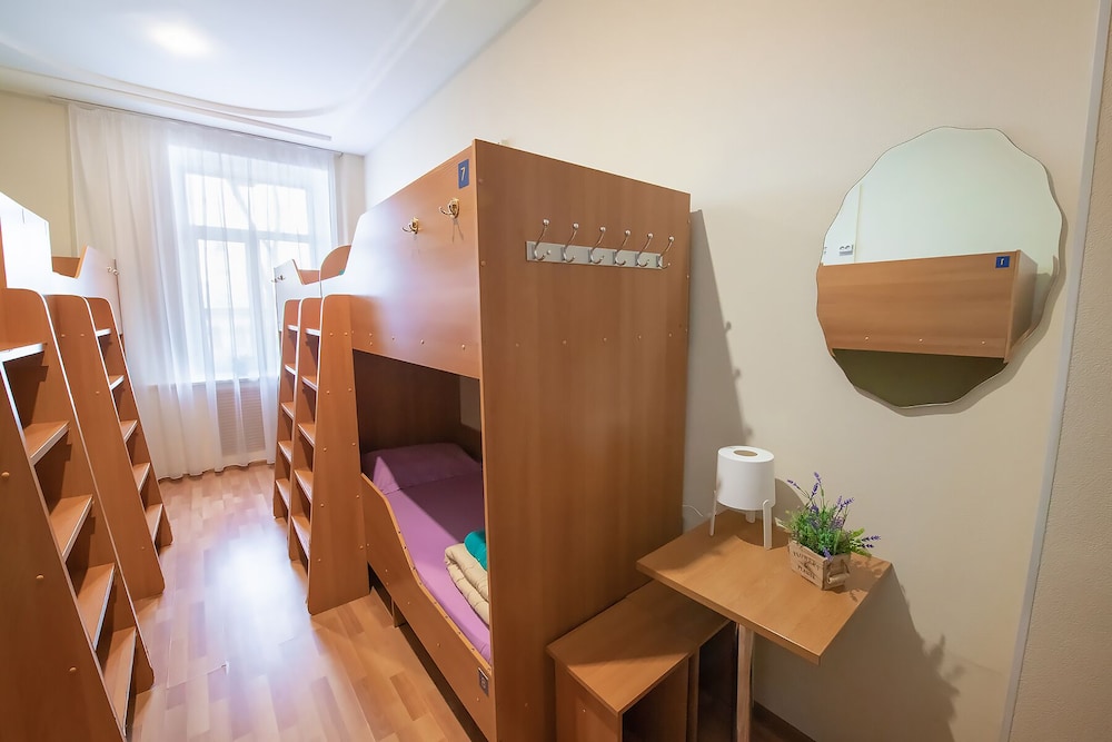 Bed In 8-Beds Male Dormitory Room photo 2