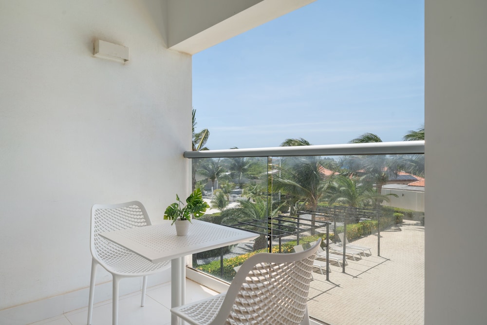 Apartment (2 Bedrooms) photo 2
