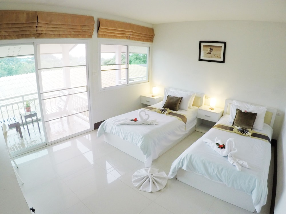 Superior Twin Room, 2 Twin Beds, Non Smoking