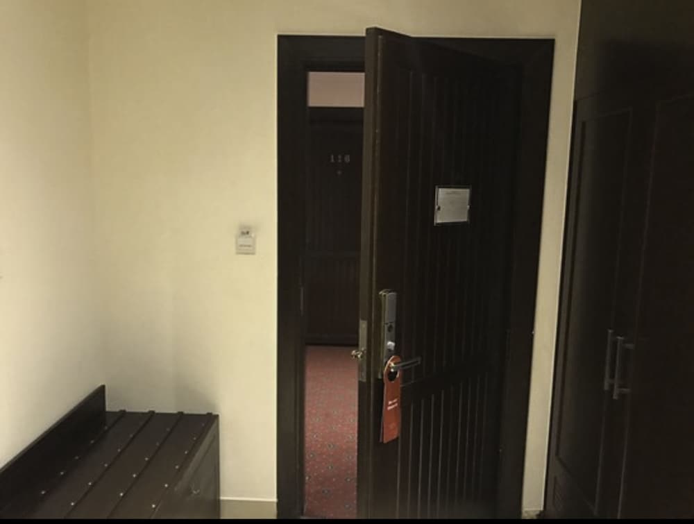 Standard Room - Photo 4