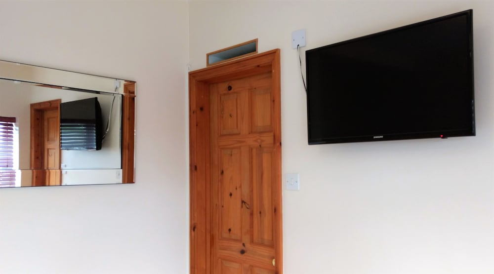 Deluxe Double Room, Private Bathroom photo 2