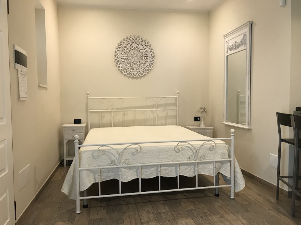 Comfort Quadruple Room, 1 King Bed with Sofa bed, Accessible, Garden View