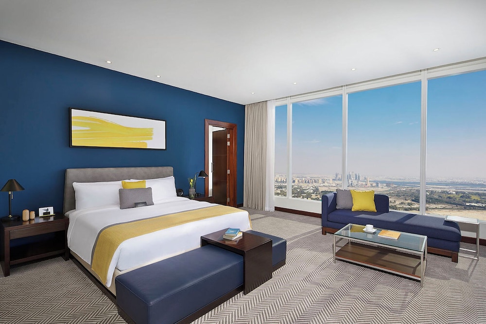 Royal Suite, 2 Bedrooms thumbnail 5