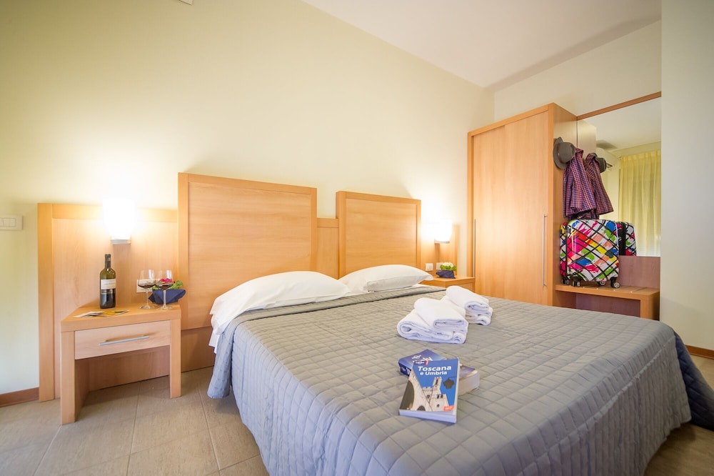 Standard Double Room photo 1