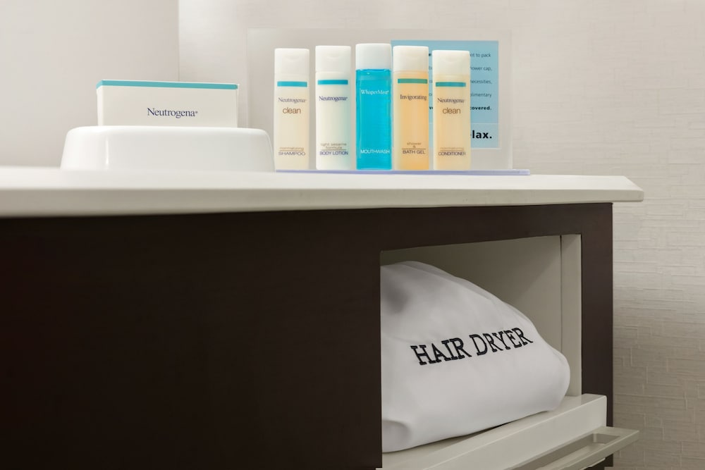 Suite, 1 King Bed, Non Smoking (Mini Suite) - Photo 5