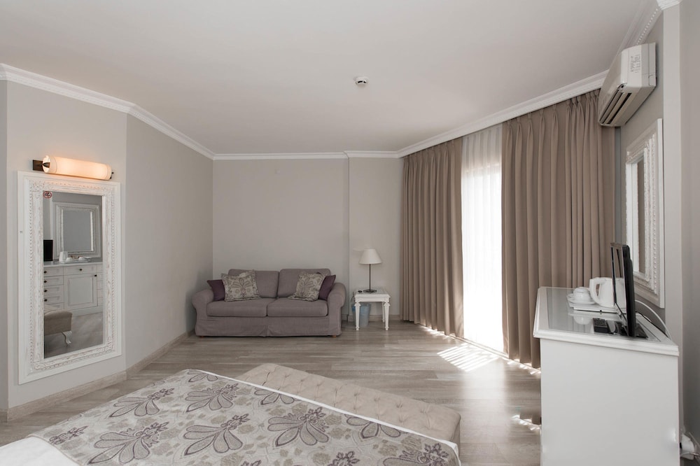 Superior Room photo 2