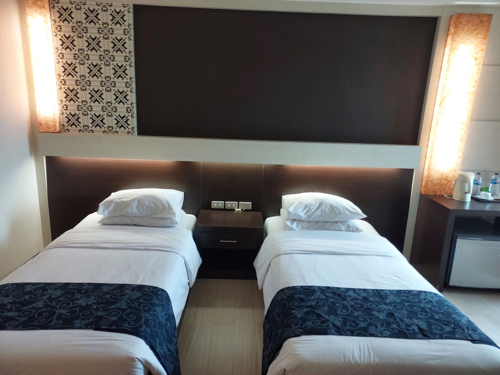 Superior Twin Room, 1 Bedroom, Non Smoking - Photo 1