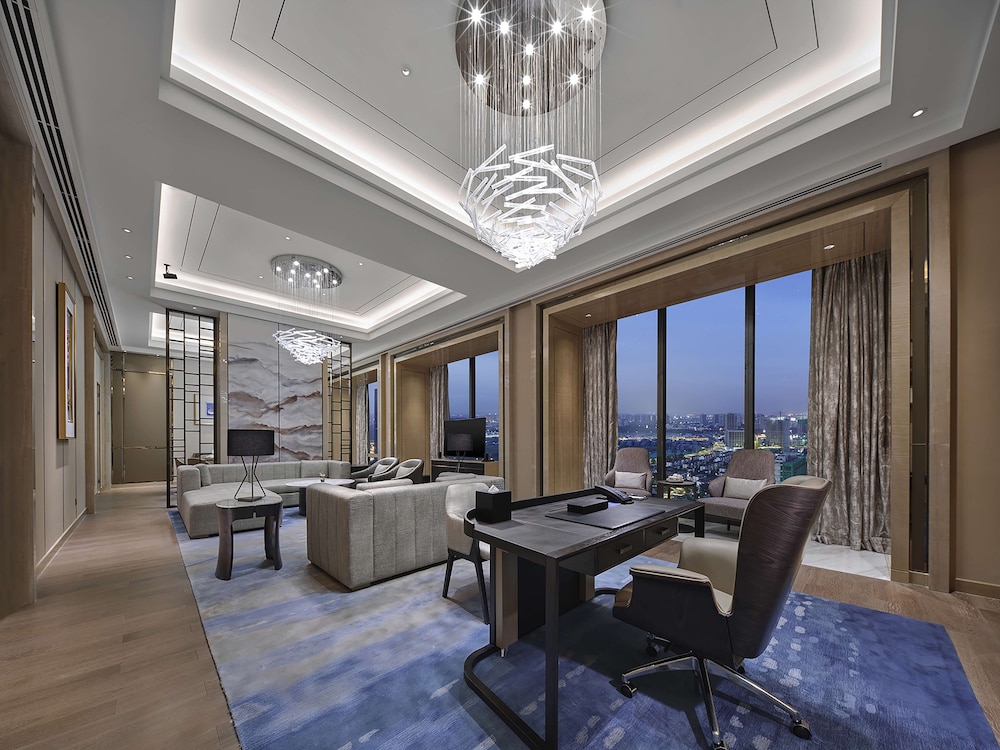 Presidential Suite