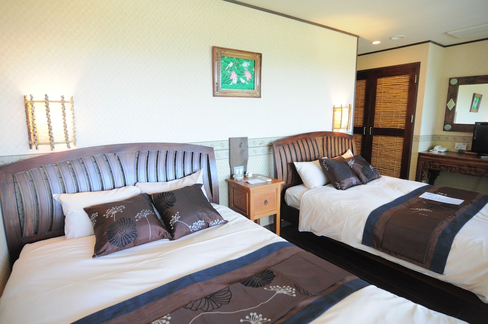 Deluxe Twin Room photo 1