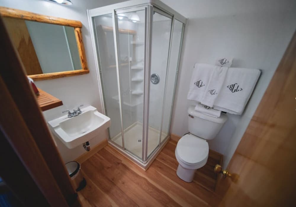Basic Triple Room, Multiple Beds photo 2