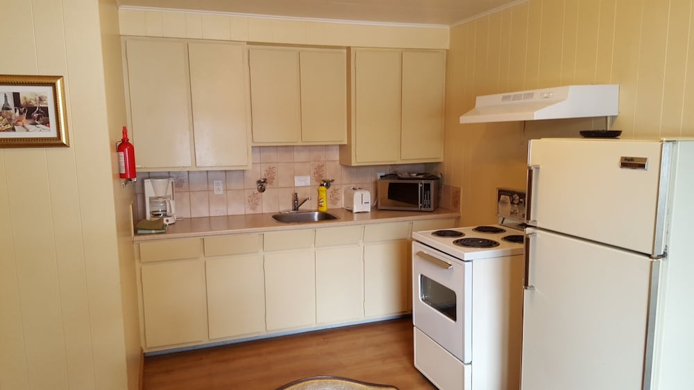 Standard Triple Room (3 Double Beds) photo 3