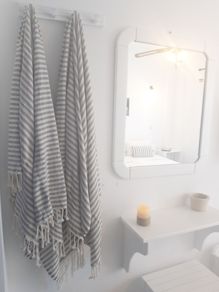 Classic Studio, 1 Double Bed with Sofa bed, Kitchenette, Executive Level (2-3 Adults) photo 2