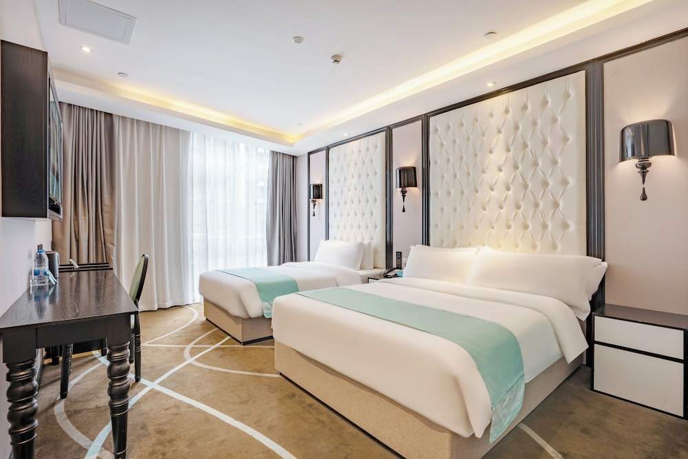 Luxury Twin Room
