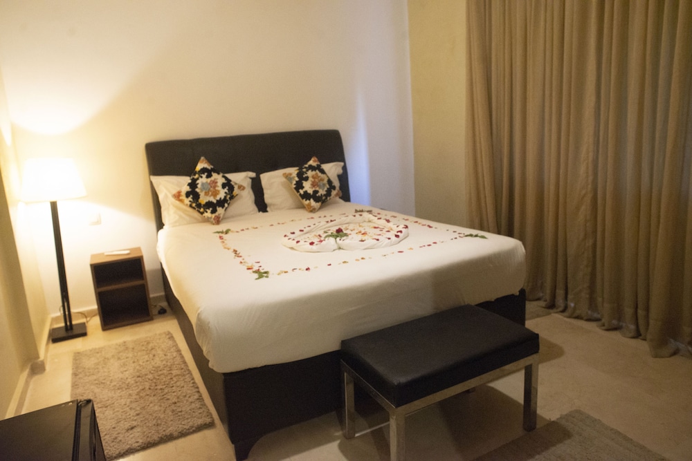Classic Double Room, 1 Queen Bed, Garden View photo 1