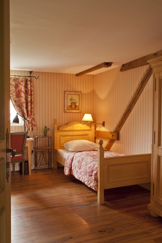 Standard Single Room photo 2