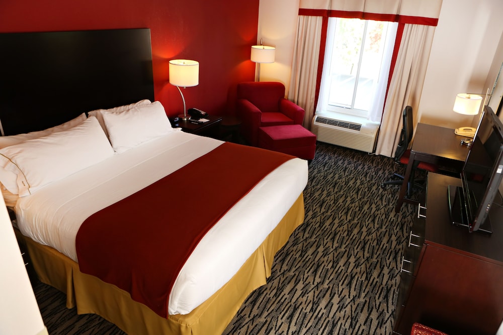 Suite, 1 King Bed with Sofa bed (Additional Living Area) - Photo 2