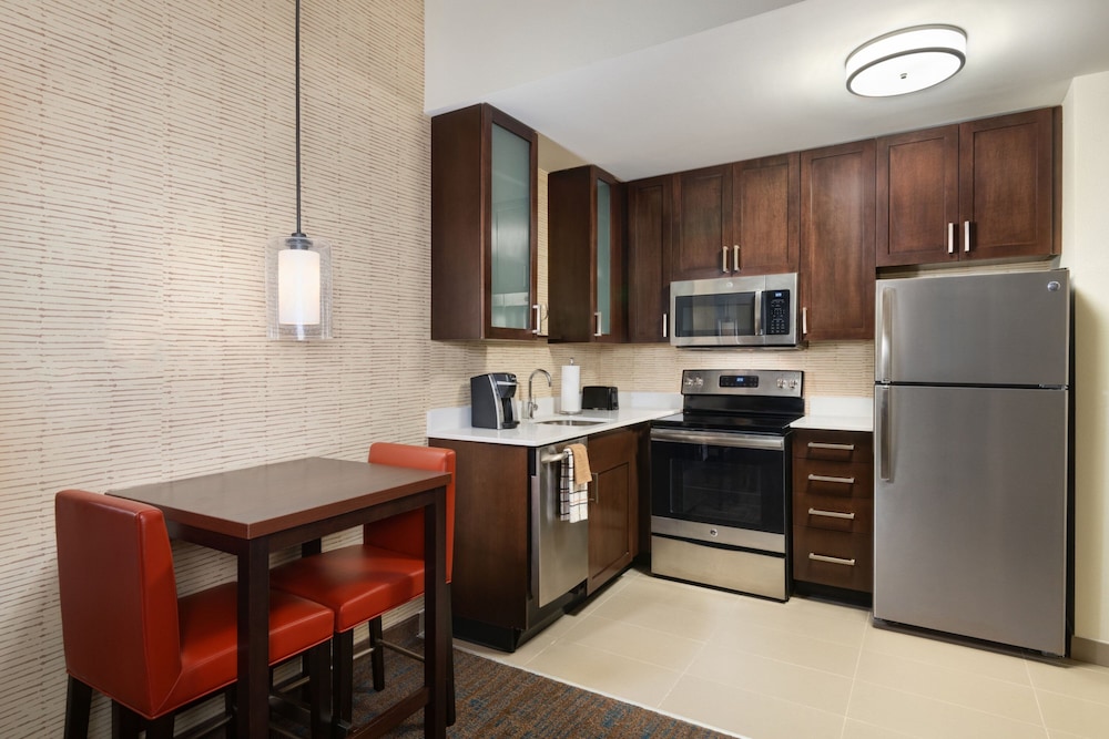Suite, 1 Bedroom photo 3