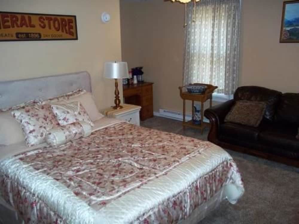 Double Room, Ensuite (The Vineyard) photo 3