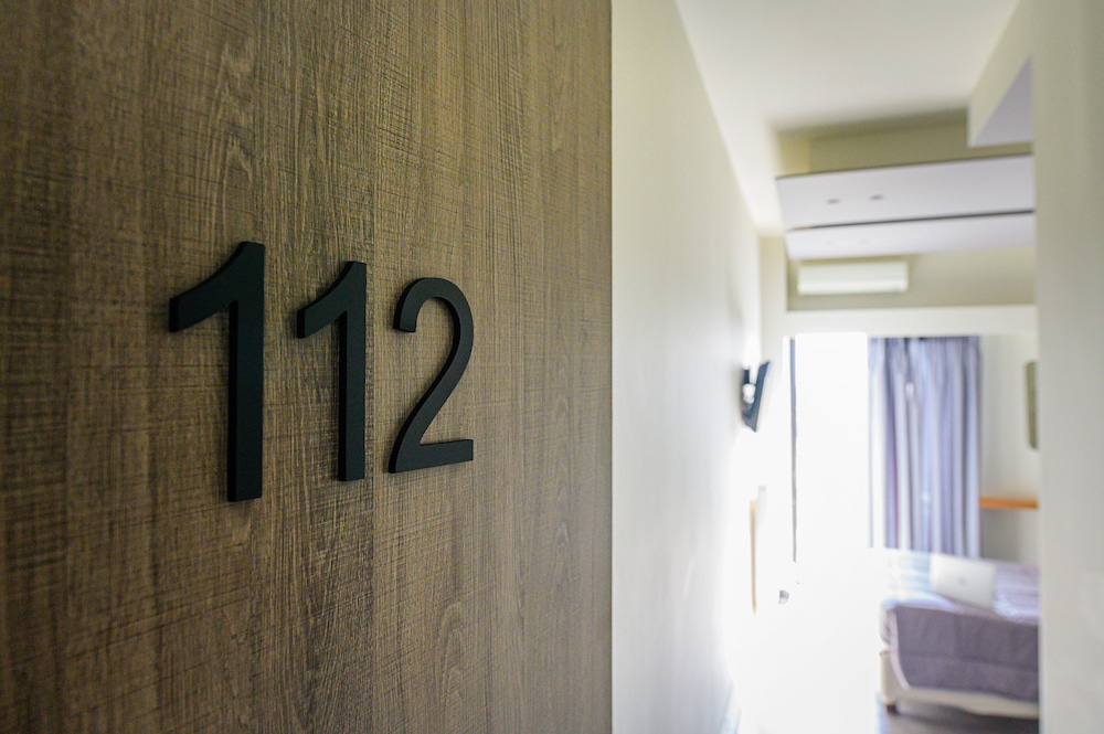 Deluxe Double or Twin Room photo 3