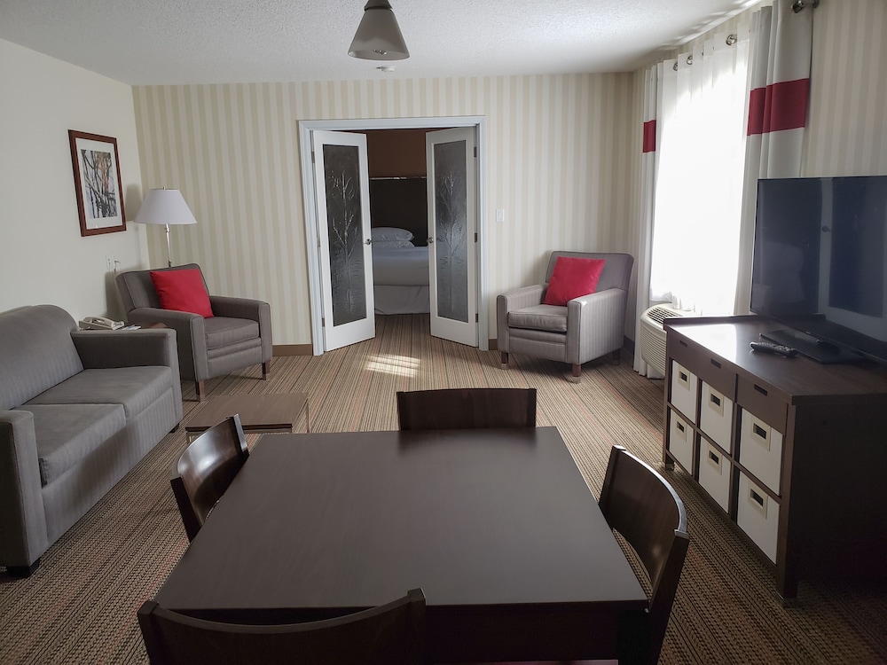 Superior Suite, 1 King Bed with Sofa bed, Kitchen