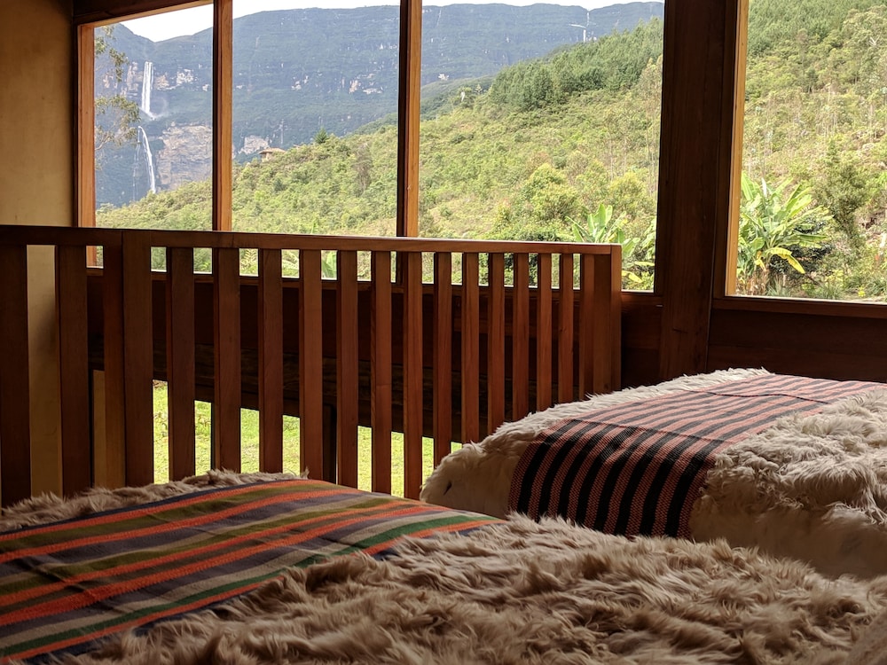 Traditional Bungalow, Mountain View photo 1