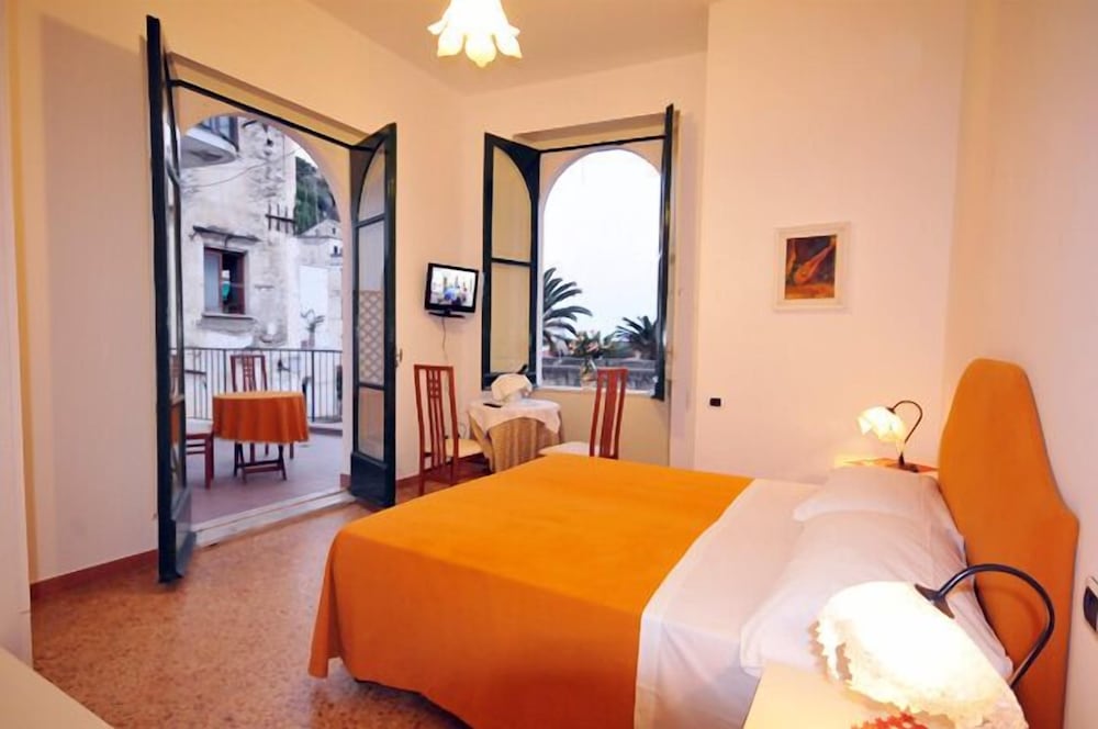Triple Room - Photo 2
