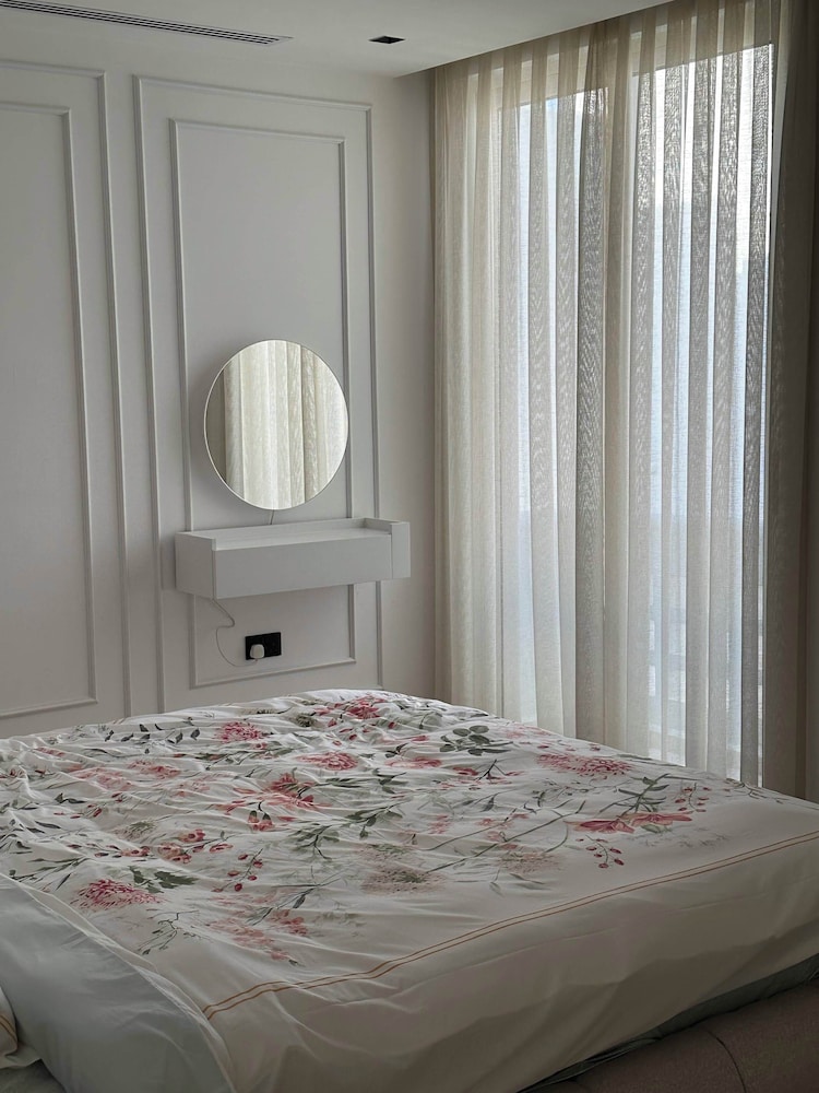 Villa photo 1