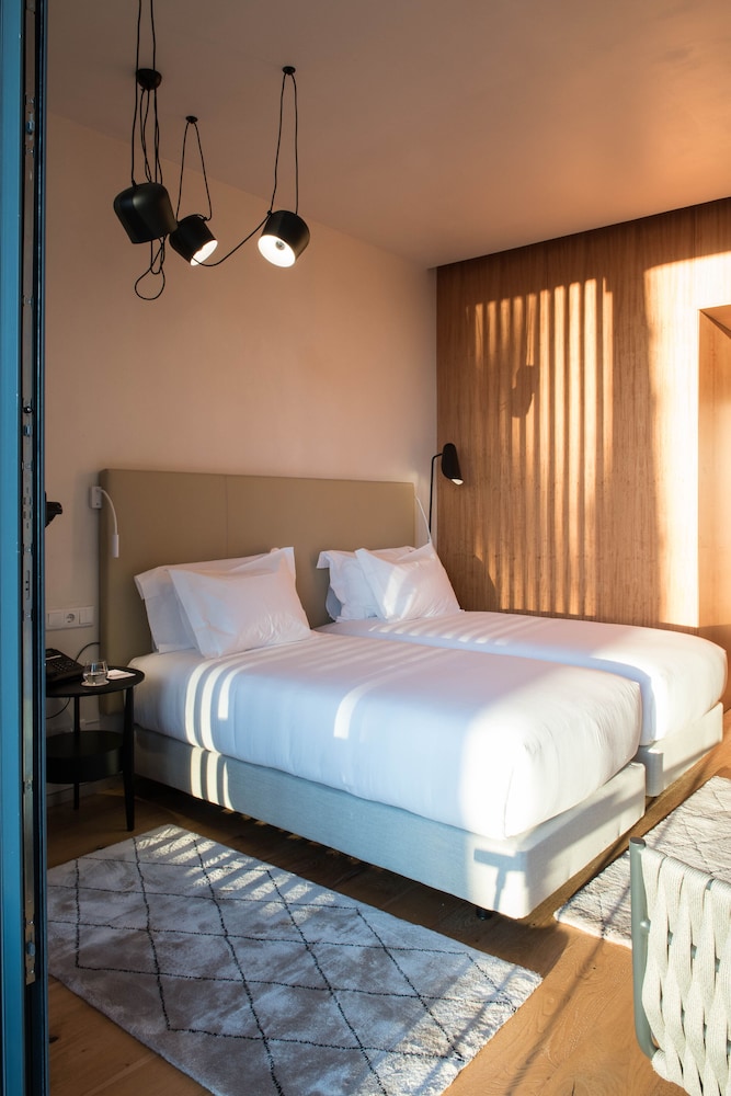 Double or Twin Room, Garden View - Photo 8
